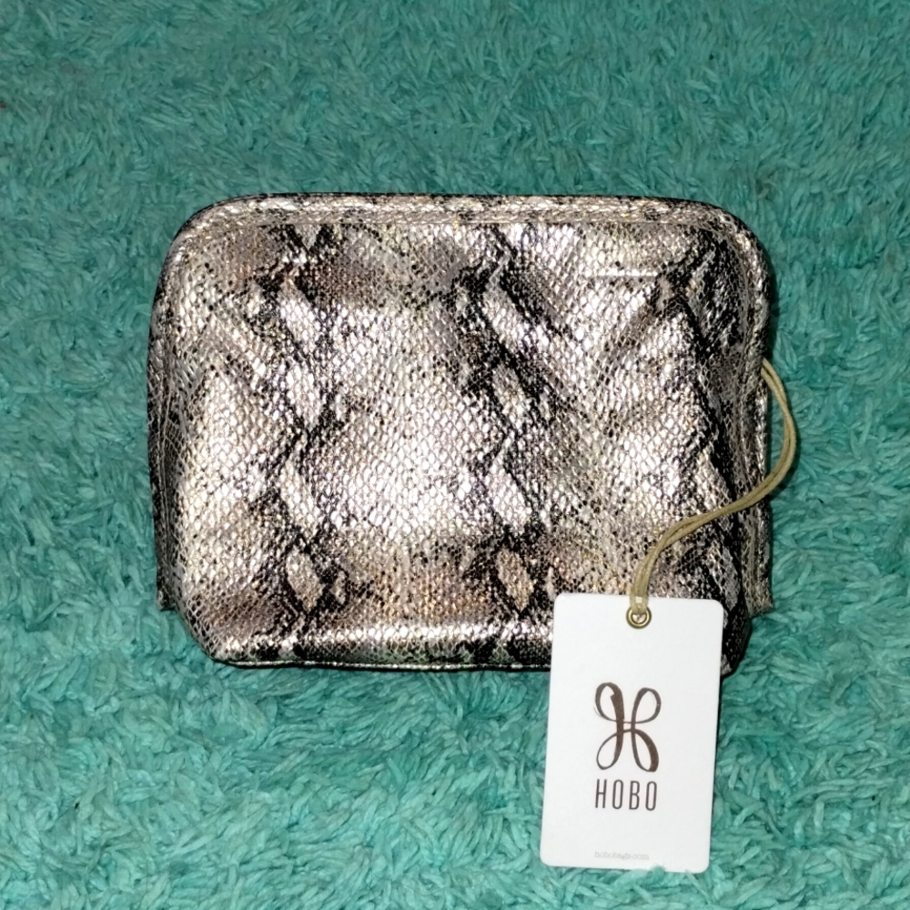 Hobo Beauty Glam Snake Leather Med cosmetic bag